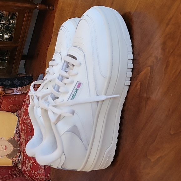 Reebok Club Extra Sneaker - Picture 2 of 8